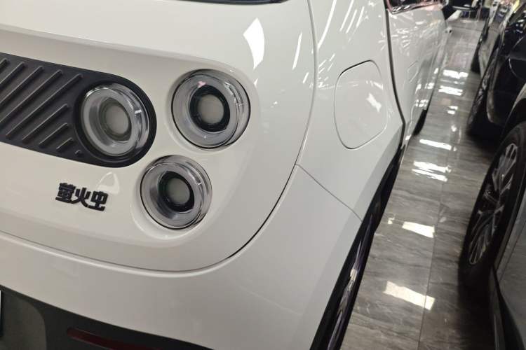 Used firefly firefly 2025 Illuminated Edition