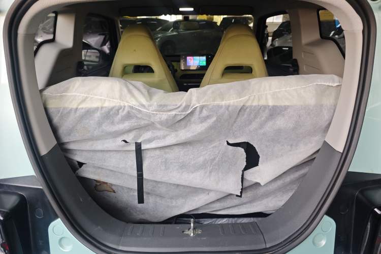 Used Geely Galaxy Panda 2023 Panda Mini 120km Asian Games Edition
