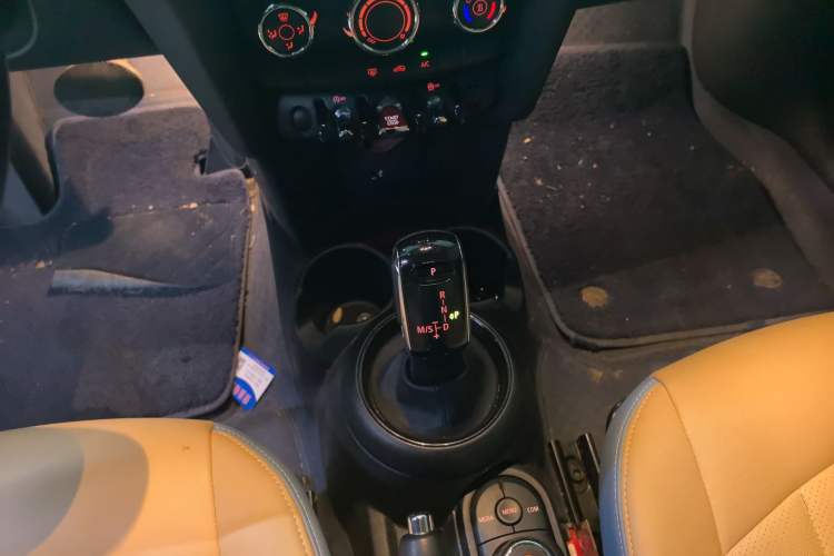 Used MINI MINI 2022 1.5T ONE
