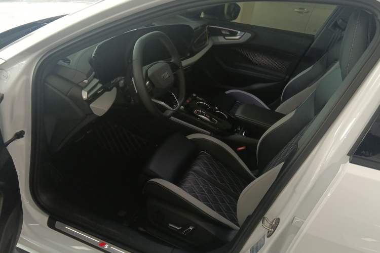 Used Audi A5L 2026 2.0T Sport Plus
