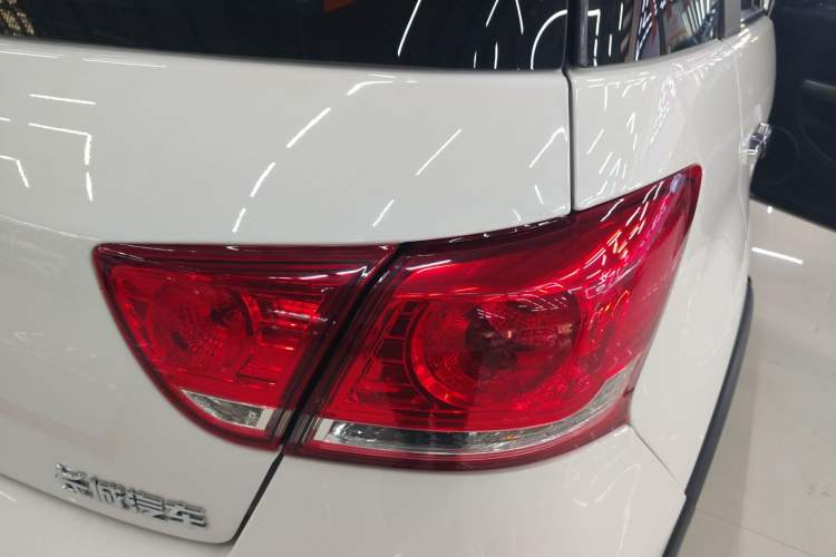 Used Haval H1 2017 Red-Label 1.5L AMT Comfort Model Right Rear Taillight