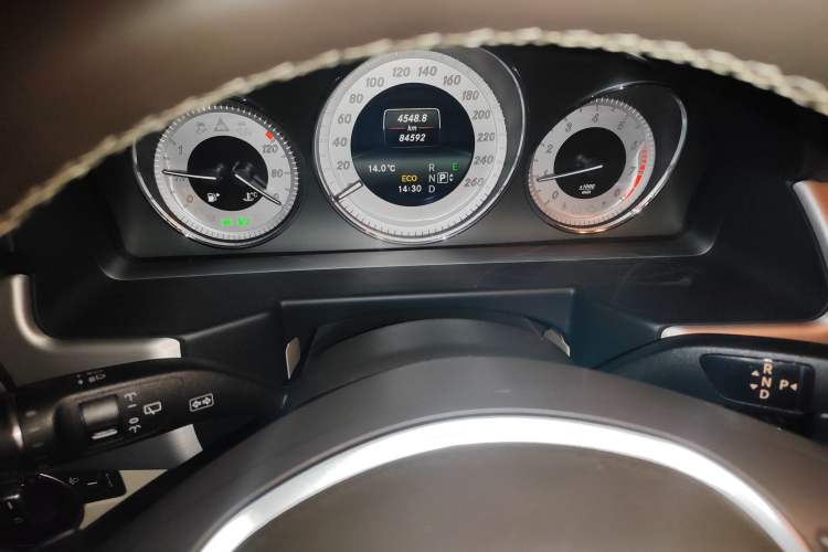 Used Mercedes-Benz GLK-Class 2014 GLK 260 4MATIC Dynamic Model