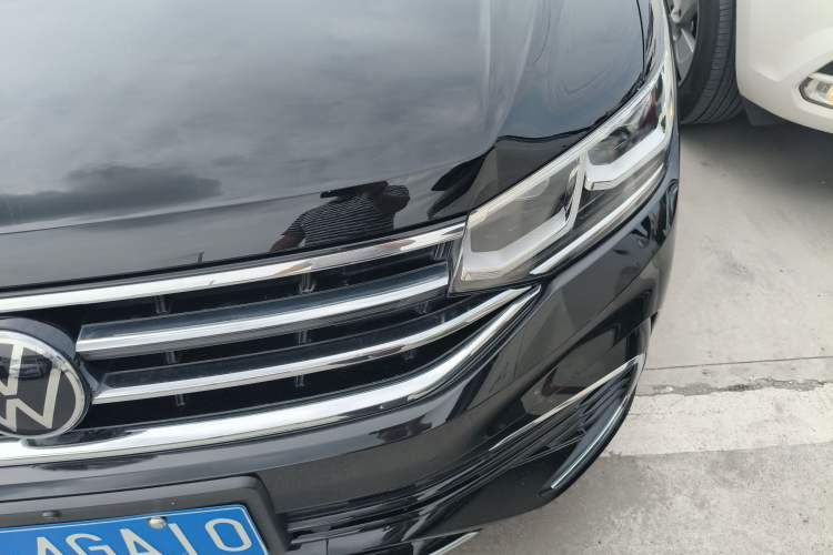 Used Volkswagen Tiguan L 2023 380TSI Automatic All-Wheel Drive R-Line Flagship 7-Seater Left Front Headlight