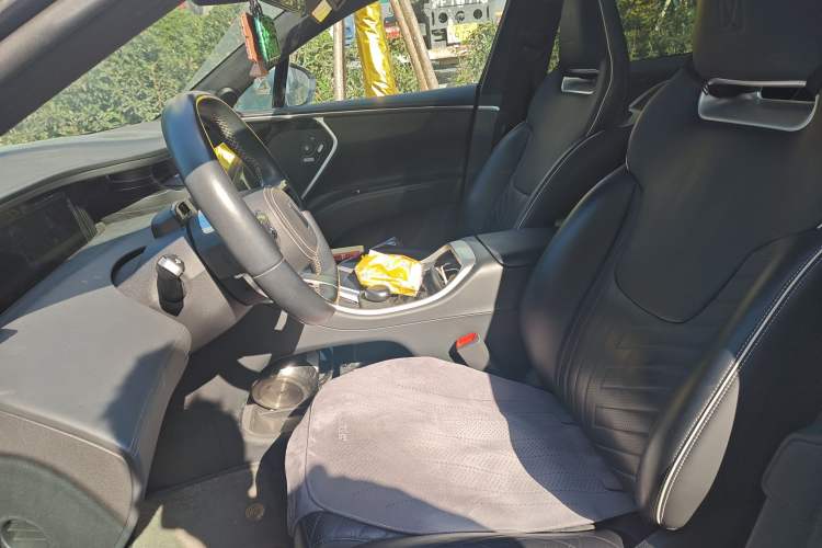 Used Avatr 11 2023 Long-Range Single-Motor Version 5 Seats Left Front Seat