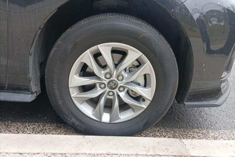 Used Toyota Granvia 2024 2.5L Hybrid Comfort Edition