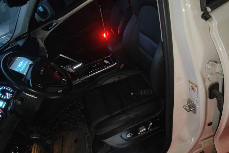 Used Haval H7 2017 Red-Label H7L 2.0T Automatic Luxury Model