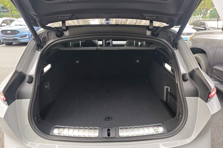 Used Nio ET5T 2024 75kWh Touring