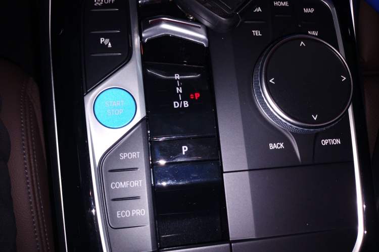 Used BMW i3 2022 eDrive 35 L
