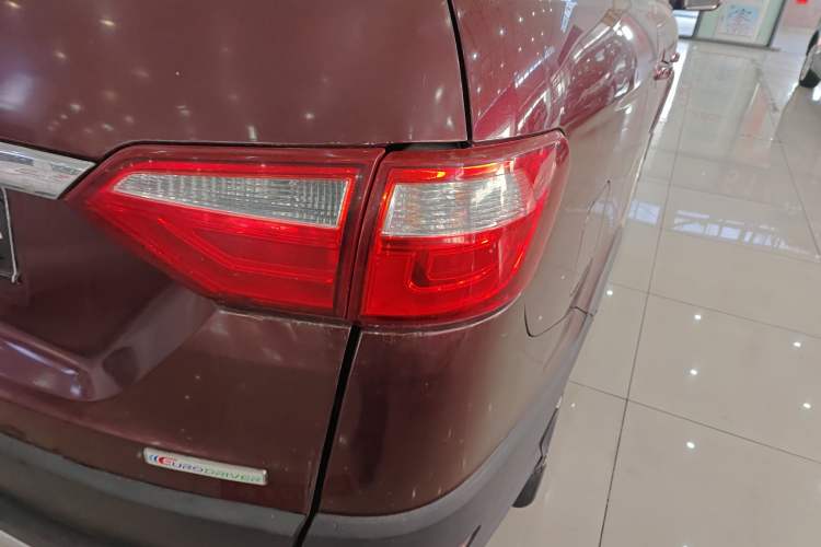 Used Dongfeng Fengon 370 2016 1.5L Manual Standard Edition SFG15-05 7 Seats
