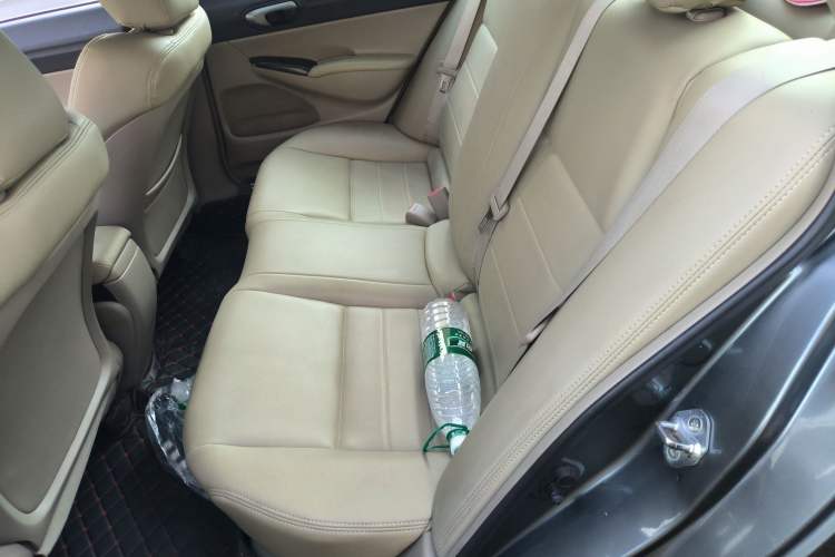 Used Honda Civic 2009 1.8L automatic comfort version
