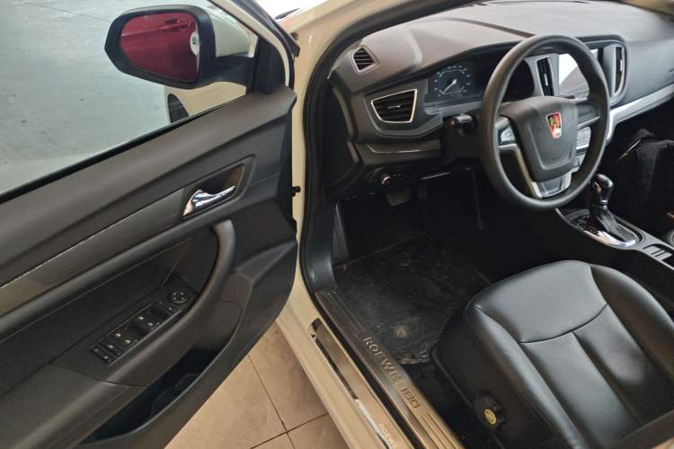 Used Roewe 360 2015 1.5L Automatic Luxury Edition Driver Seat