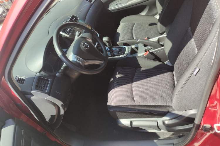 Used Nissan Tiida 2016 1.6L CVT Cool Dynamic Edition Left Front Seat