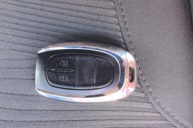 Used SAIC MAXUS G20 2019 First Edition 2.0T Automatic Luxury Version China V Standard
