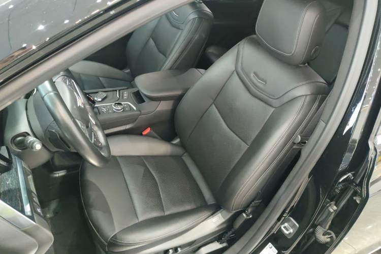 Used Cadillac XT5 2023 2.0T Two-Wheel-Drive Fashion Edition Left Front Seat