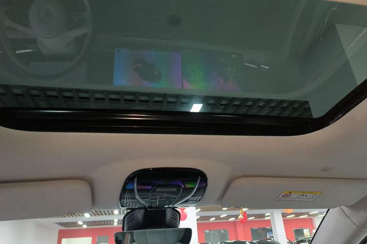 Used VOYAH Dream 2025 PHEV Four-Wheel-Drive Flagship Kunpeng Edition