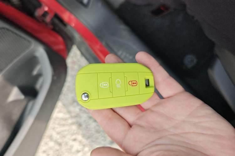 Used Peugeot 2008 2014 1.6L Automatic Fashion Edition