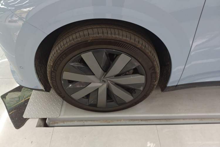 Used Li Auto i8 2025 Model Standard Version
