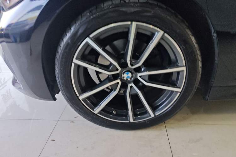 Used BMW 3 Series 2021 Facelifted 320Li M Sport Package
