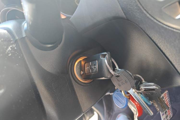 Used Mitsubishi Pajero 2020 3.0L Automatic Prestige Off-Road Edition Vehicle Key