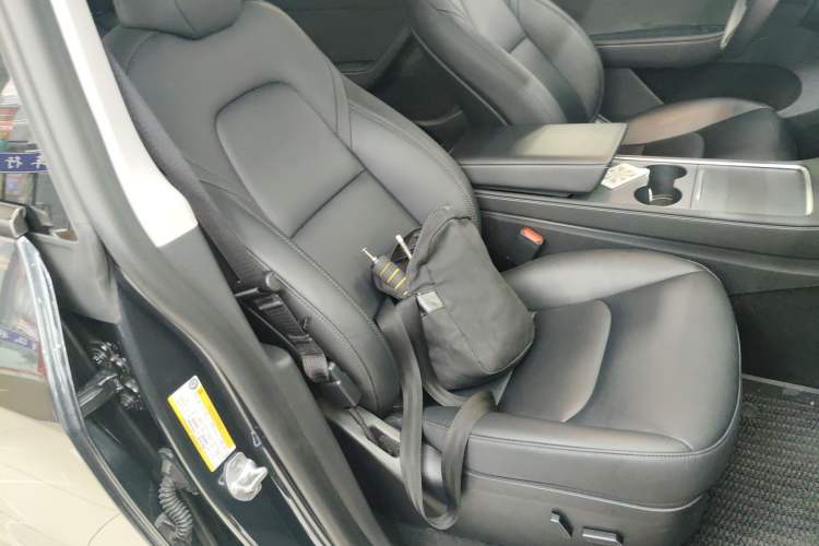 Used Tesla Model Y 2024 Rear-Wheel-Drive Version
