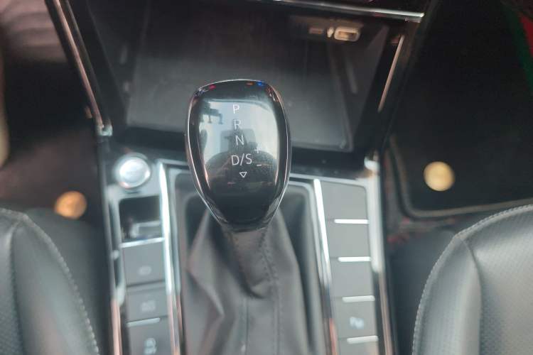 Used Volkswagen Passat 2022 330TSI Luxury Edition
