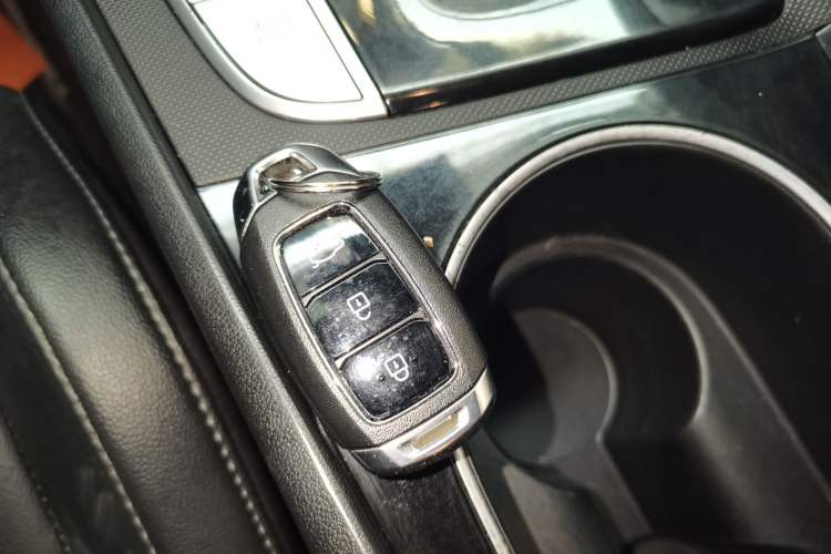 Used Hyundai Elantra 2021 1.5L CVT LUX Prestige Edition