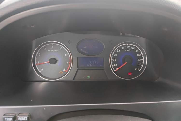 Used Geely Auto Classic Emgrand 2013 Sedan 1.5L Manual Entry-Level Model Instrument Cluster