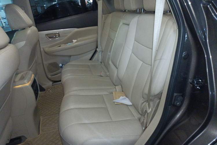 Used Nissan Murano 2015 2.5L XL Two-Wheel Drive Smart Edition
