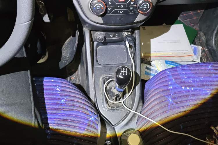 Used CHANGAN CS35 2012 1.6L Manual Comfort Edition China IV Standard
