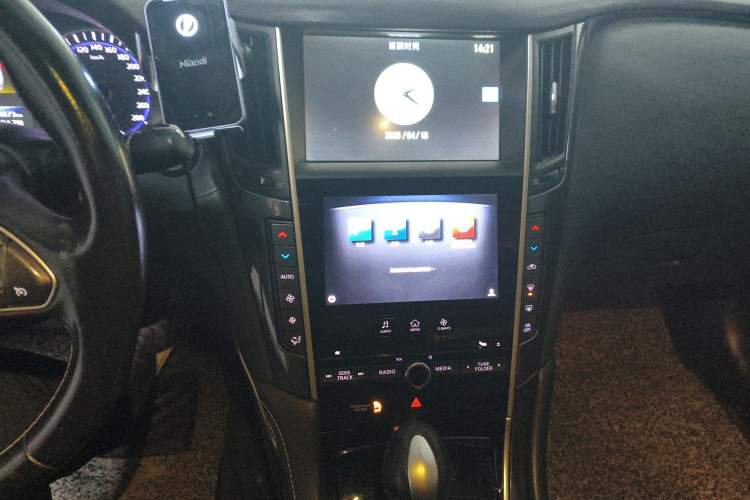 Used Infiniti Q50 2014 2.0T Comfort Edition