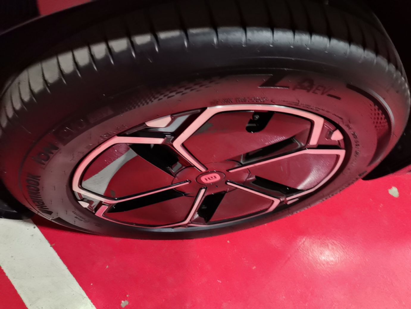 Xiaomi Auto YU7 2025 Ultra-Long Range Rear-Wheel Drive Version — снимка 10