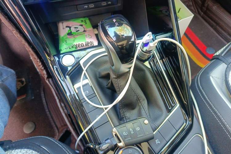 Used Volkswagen Tayron 2023 380TSI Four-Wheel Drive R-Line High-Energy Version Gear Lever