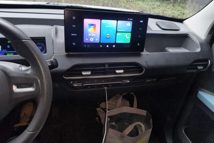 Used Geely Galaxy Panda 2023 Panda Mini 200km Dynamic Bear
