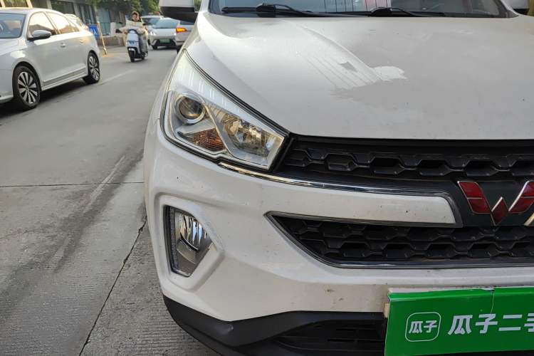 Used Wuling Hongguang S3 2018 1.5L Manual Luxury Model China V Standard