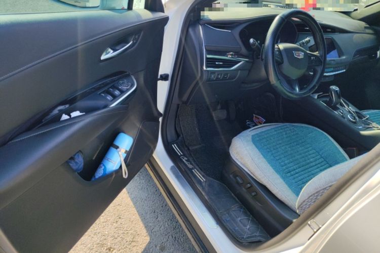 Used Cadillac XT4 2018 28T Two-Wheel Drive Tech Version