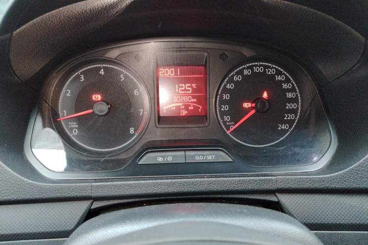 Used Volkswagen Jetta 2019 Dream Edition 1.5L Manual Fashion Version
