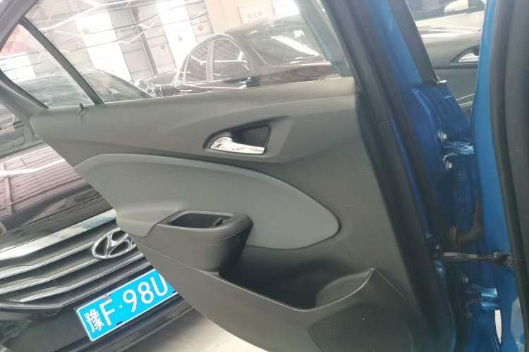 Used Chevrolet Cruze 2018 320 Automatic Pioneer Sunroof Edition