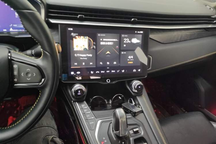 Used Lynk & Co 05 2020 2.0TD Two-Wheel Drive Shine Halo