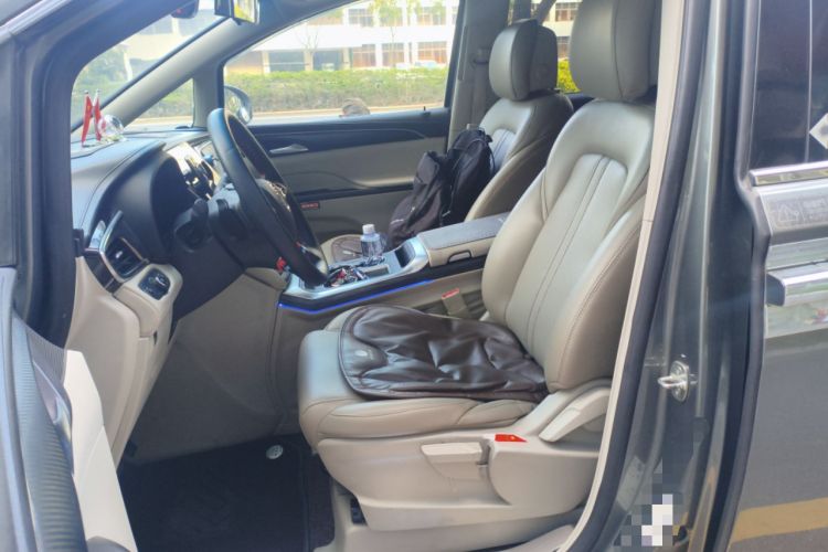 Used Buick GL8 2017 ES 28T Comfort Model China V Standard