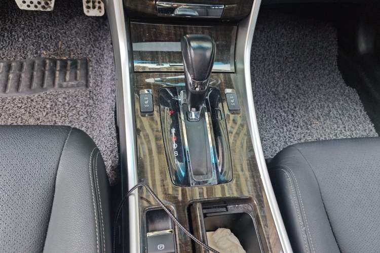 Used Honda Accord 2015 2.4L EX Luxury Edition
