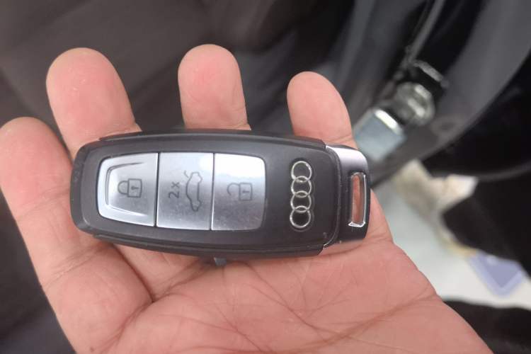 Used Audi A7L 2024 45TFSI S-line Dream-Building Edition Flow Crystal Package