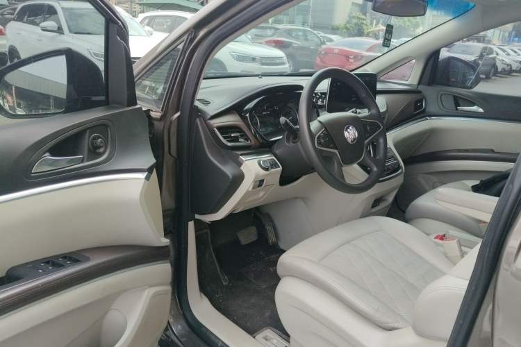 Used Buick GL8 2023 Land Executive Class Smart Enjoyment Model Driver Seat