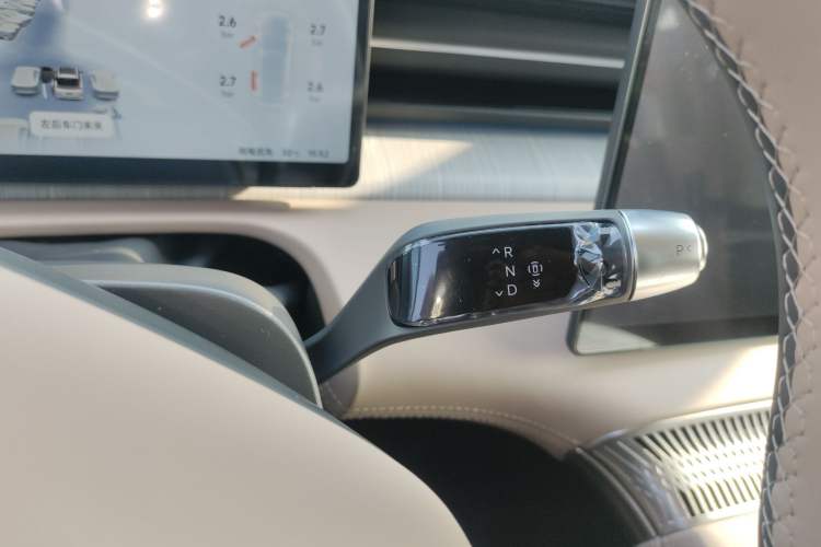 Used XPeng X9 2026 Model—Range-Extended Version 1602 Max
