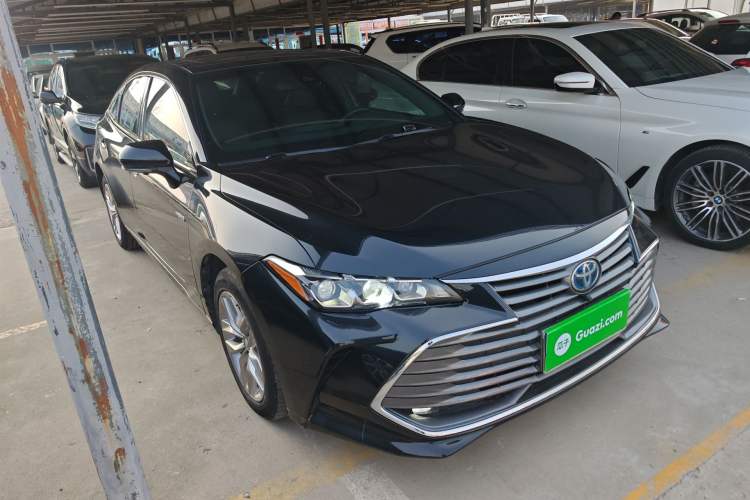 Used Toyota Avalon 2019 Dual-Engine 2.5L Luxury Edition China VI Standard
