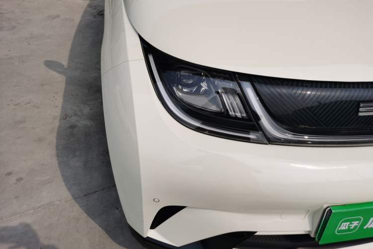 Used BYD Dolphin 2023 420 km Fashion Edition
