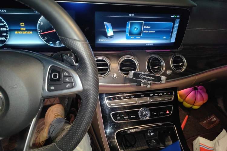 Used Mercedes-Benz E-Class 2017 E 200 L Sport 4MATIC Audio And AC Panel