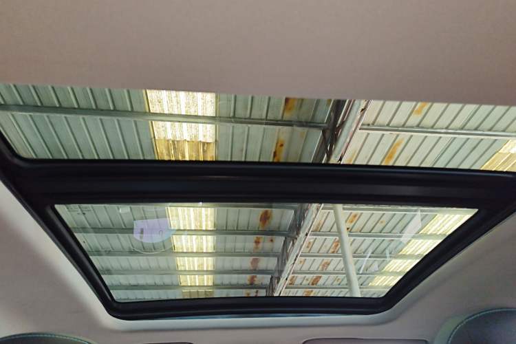 Used AION Y 2023 Plus 510 Smart Edition Headliner