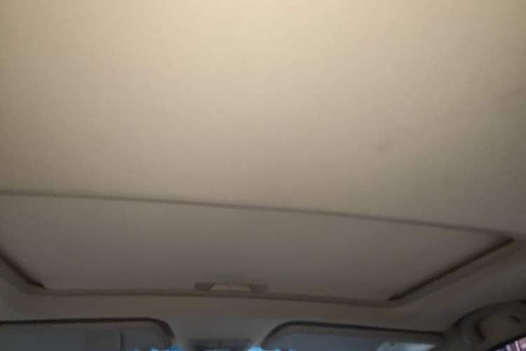 Used Baojun 730 2016 1.8L iAMT Luxury Model 7 Seats Headliner