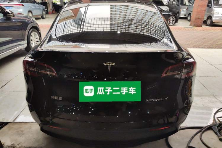 Used Tesla Model Y 2023 Rear-Wheel-Drive Version Rear