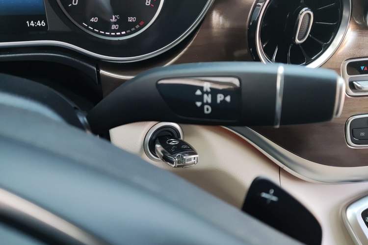 Used Mercedes-Benz V-Class 2021 V 260 L Long Wheelbase Prestige Edition
